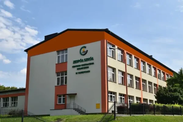 Rusza rok szkolny w szkołach dla dorosłych – sprawdź terminy zajęć