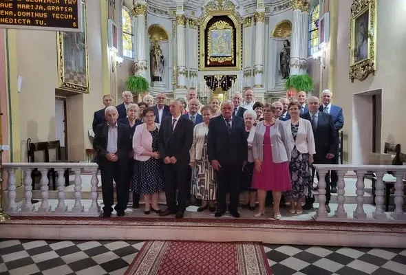Złote gody w Gminie Cieszanów – szesnaście par świętowało 50-lecie małżeństwa