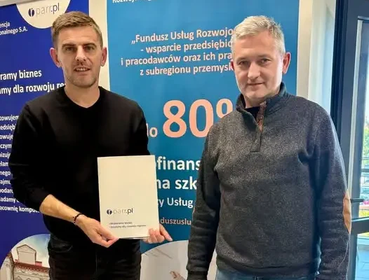 Trzech trenerów Gwiazdy Wielkie Oczy rozpocznie szkolenie UEFA C