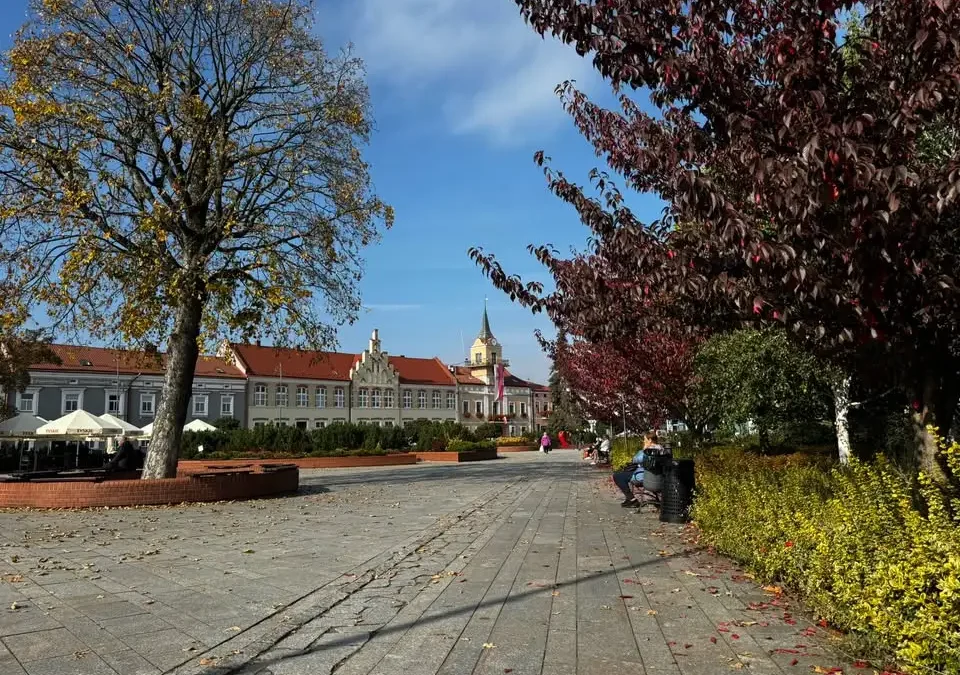 Nowa ścieżka pieszo-rowerowa w Oleszycach – ruszyły prace za 2,4 mln zł