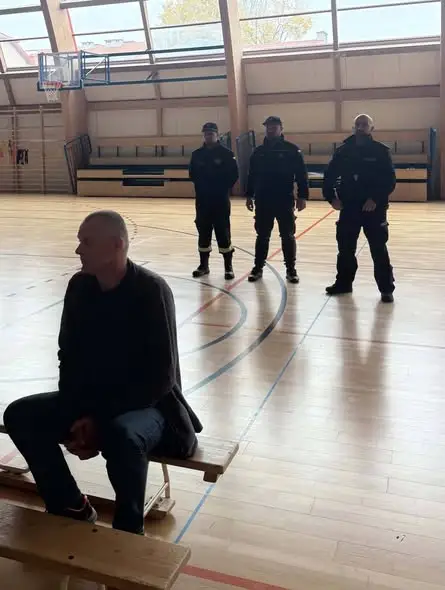 Stary Dzików: Krajowy Trening Rodzinny w szkole podstawowej — bezpieczeństwo w praktyce